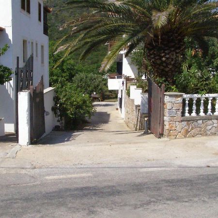 To Ktima Tis Matinas Otel Stafylos Dış mekan fotoğraf